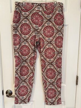 Chico's Women’s “So Slimming” Medallion Print Ankle Pants - Pink & Cream